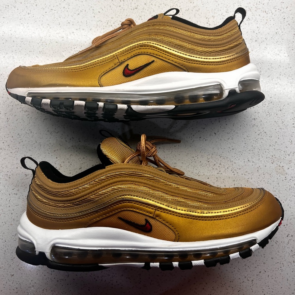 Nike Air Max 97 Metallic Gold Men’s 10.5 Women’s 12